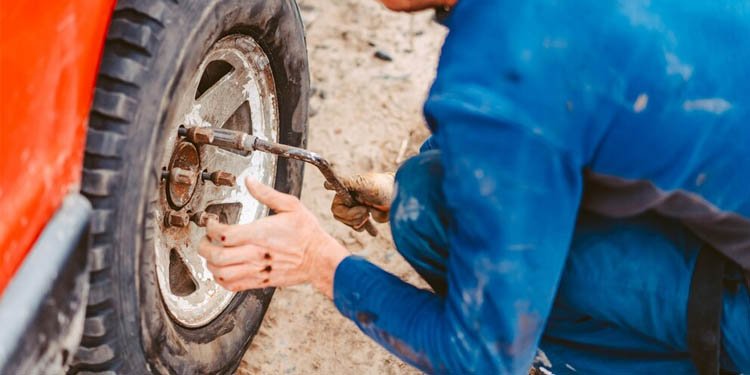 changing a wheel