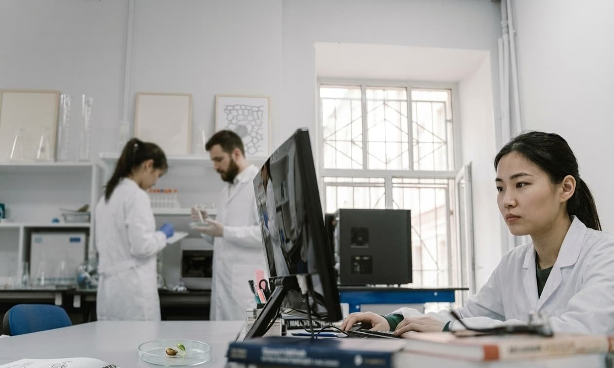 bioneurolab.com